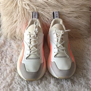 Stella McCarthy Womens Sneakers US 8